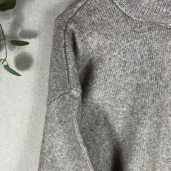 Show Me Your Mumu > Chester Turtleneck Sweater Dress Oatmeal Knit Extra Small - Picture 6 of 13